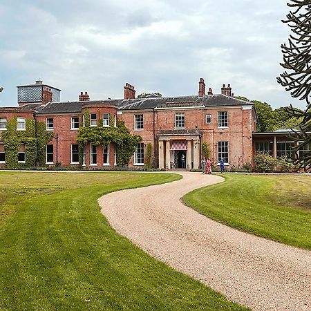 Hotel The Retreat, Elcot Park à Newbury  Extérieur photo