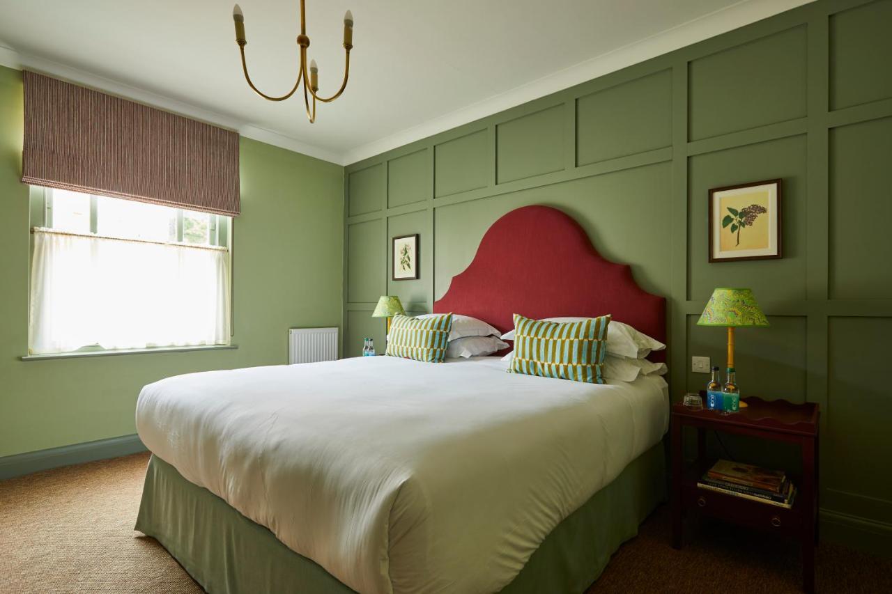 Hotel The Retreat, Elcot Park à Newbury  Extérieur photo
